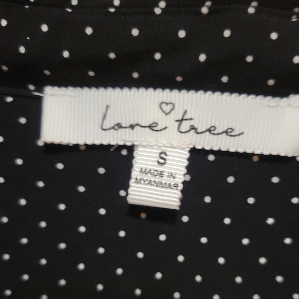 Dressy button down top - Picture 2 of 2